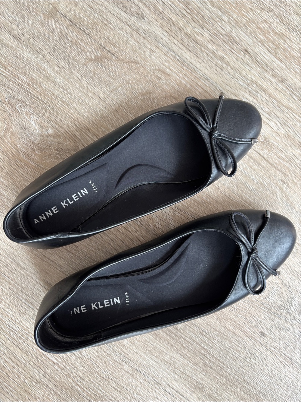 Anne Klein Black Faux Leather Bow Ballet Flats